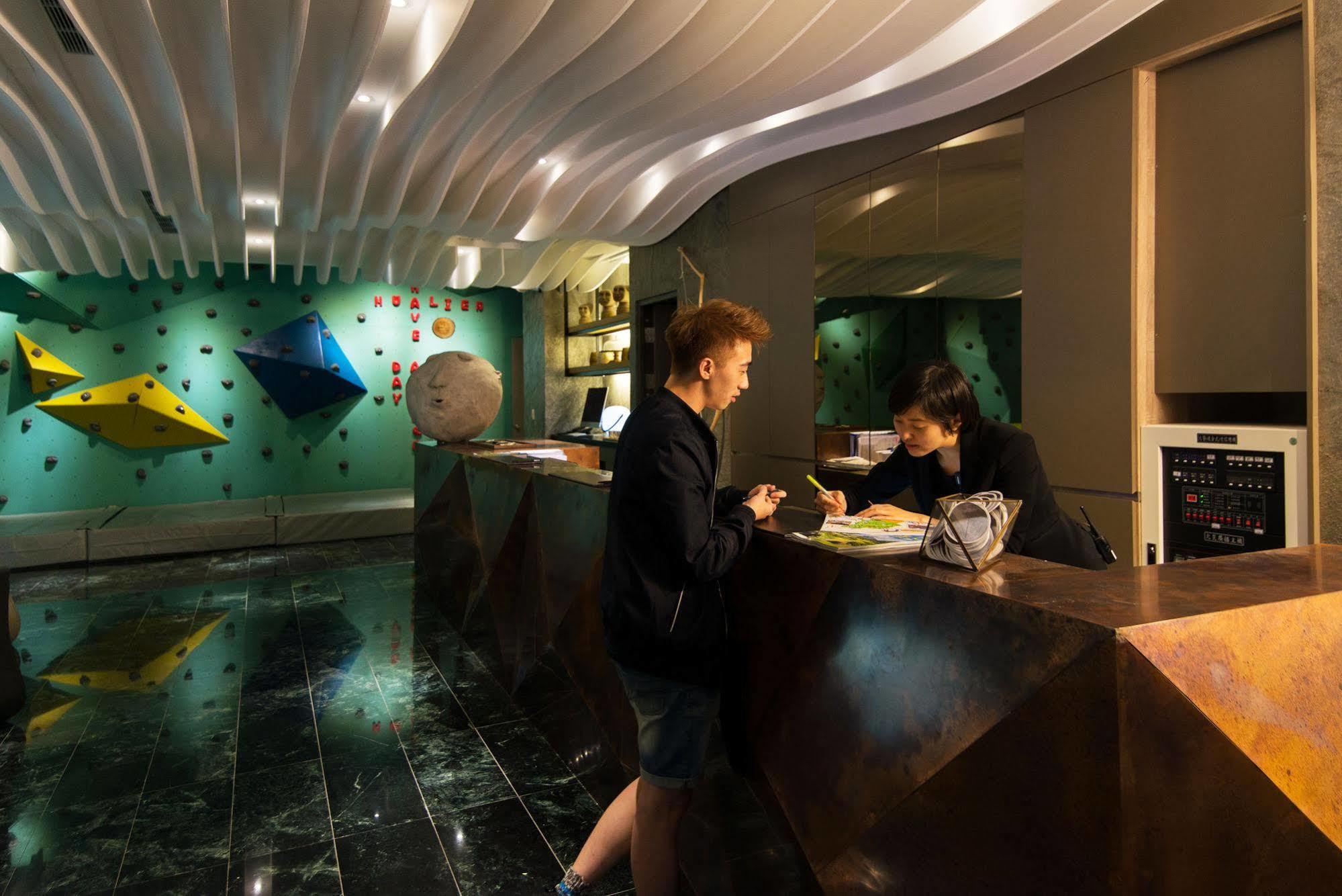Hotelday+ Hualien Luaran gambar